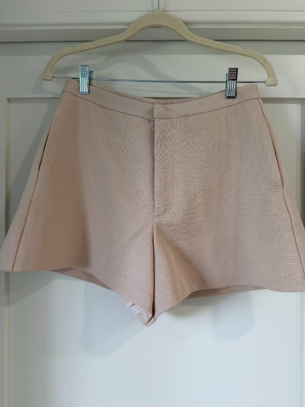 Hyancinth House Beige Hallie Shorts - Picture 2 of 4